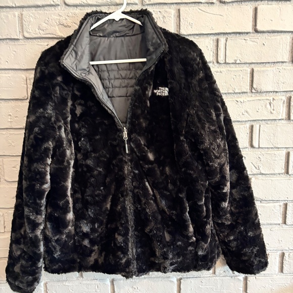 North Face Women’s Reversible Jacket - Picture 3 of 4